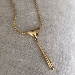 New Monet vintage necklace in gold